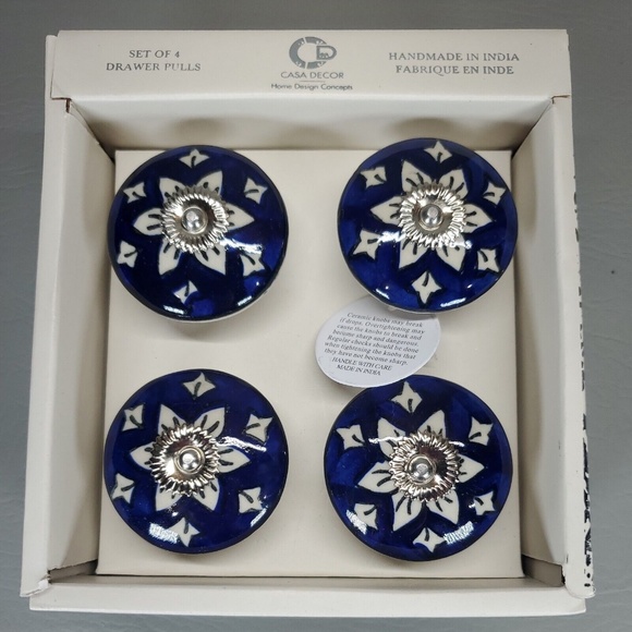 Casa Decor Set of 4 Drawer Pulls - Picture 1 of 2